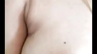 Sexy Telugu Bhabhi Showing Her Nude Body