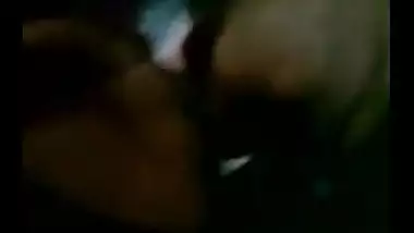 Desi mms of a college cutie having sex with bf in his car