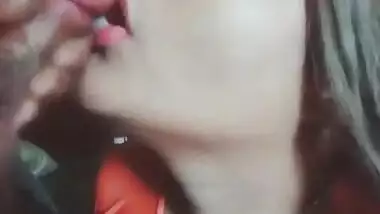 Horny desi college girl mouthfucking and cums in mouth