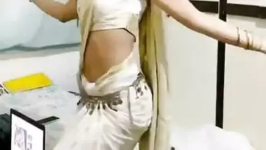 Desi Hot Belly Dance (Must Watch)