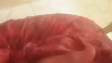 Bhabhi in bathroom showing big boobs selfie cam