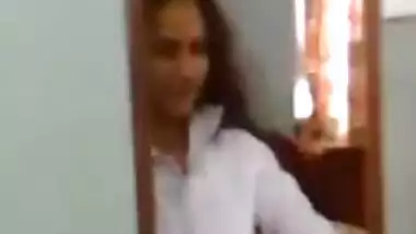 Srilankan Wife Caught Naked - Movies.