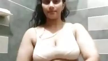 Kdxxx - Kdxxx busty indian porn at Hotindianporn.mobi