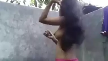 Dehati girl bathing nude selfie Dehati sexy video