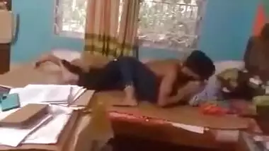 Today Exclusive- Desi Lover Romance And Bf Sucking Gf Boobs