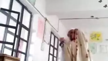 School Peon Fuck Teacher Bhabi in Classroom