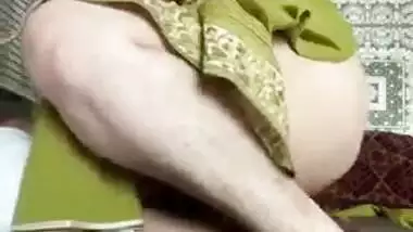 Pakistani sexy wife showing update