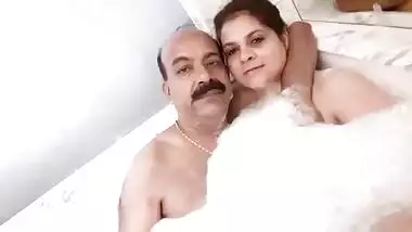 Indian lawyer with client sex scandal MMS