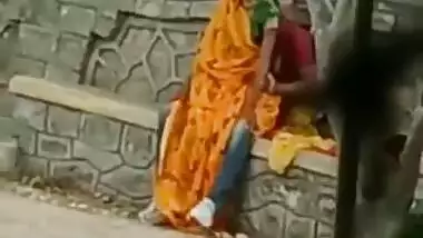 Desi bhabhi fucking outdoor caught