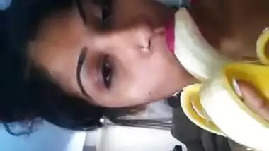 Desi Girl showing how to suck cock with a banana 