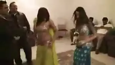 Dance Party In Islamabad - Movies. video2porn2