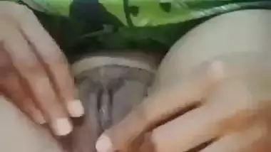 Desi nude girl fucks her ass and pussy with a steel rod