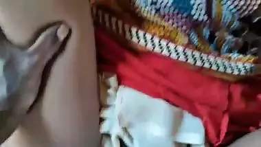 Desi sexy Bhoji's saree fucked on the bed best Indian sex video real desi sex hindi dirty audio