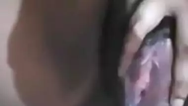 Today Exclusive- Desi Tamil Girl Showing Her Boobs And Pussy