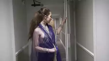 Desi Woman’s Bold Walk Showing Hot Tits