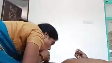 Desi House Wife Sucking Hubbys Cock