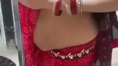Chubby Bhabi Hot Sexy Clip