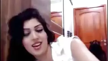 Horny Pakistan girl Nafisa Striping on Webcam Inserting Dildo in twat Mms 