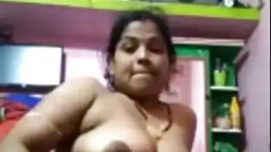Dick hungry Indian wife dildoing her horny slit