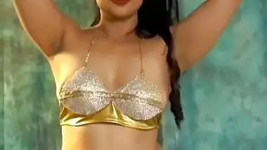 Desi sexy model hot bkni