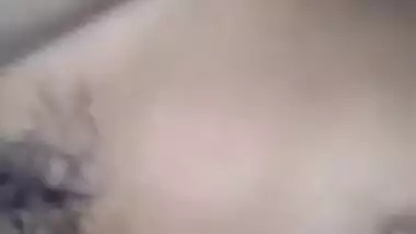 Close-up home XXX video of the Desi babe who pretends to be sleeping