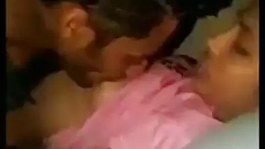MMS Clip Of Guy Sucking Indian Boobs Of Indore Girl