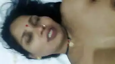Super sexy bhabhi fucking MMS video scandal