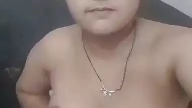 Chubby bhabhi nude bath viral video making