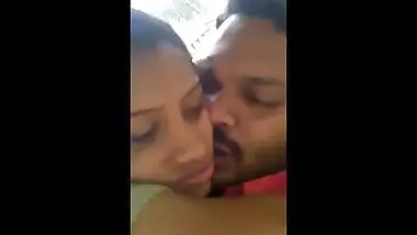 Mallu girl erotic and sensual sex in car with BF