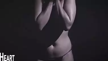 Exclusive- Sexy Desi Model Urvashi Hot Look Photo Shoot Video