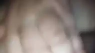 Desi Sexy Bhabi Showing Pussy on Video Call