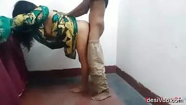 Telugu housewife always loves standing fucking session