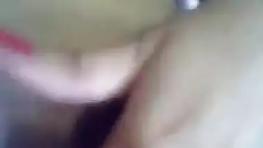 Desi pussy play video for sexual arousement