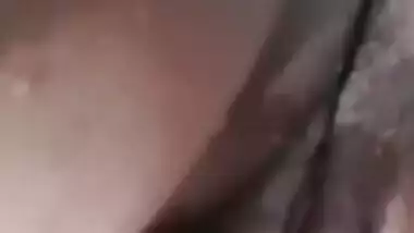 Today Exclusive- Desi Girl Showing Her Pussy