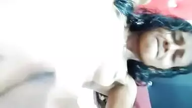Tamil Hottie Fingering Her Hairy Pussy Sexy Nude Selfie Video