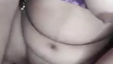 Horny Bengali girl dildoing pussy on selfie cam
