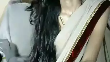 Indian Wife Sexy Dance On Cam – Movies