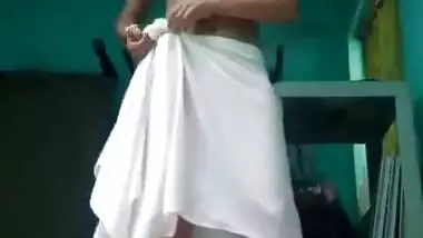 Desi girl dancing