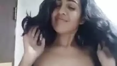 Pune college girl nude selfie