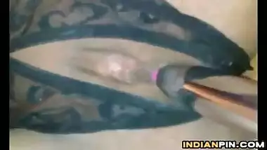 Desi Naughty Girl Masturbating Video