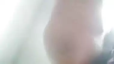 Mallu milf exposes and fingers her cunt in Kerala sex