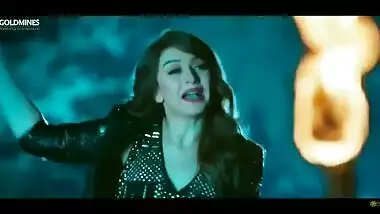 Hansika cum tribute