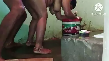 Busty bhabhi nude bath and standing doggy fuck