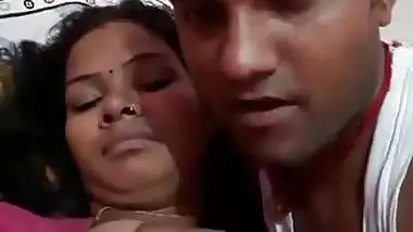 Desi couple boobs exposed n sucked