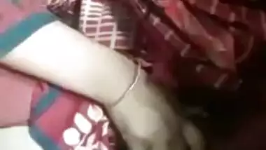 Desi Horny Bhabi Pussy Fingering
