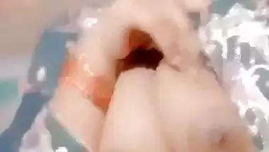 Pakistani lady selfie boobs show to impress her lover