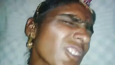 Rajasthani couple sex MMS video looks good