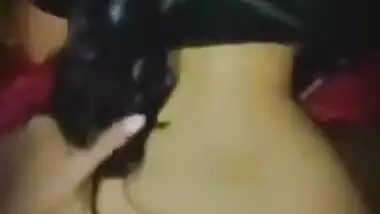 Srilankan Hot Step Sister Gives Her Backside To Make Fun