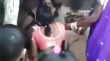 Indian women’s funny fight showing boobs and pussy to all women’s