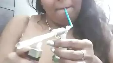 Booby Bhabhi smoking hookah and exposing her topless body